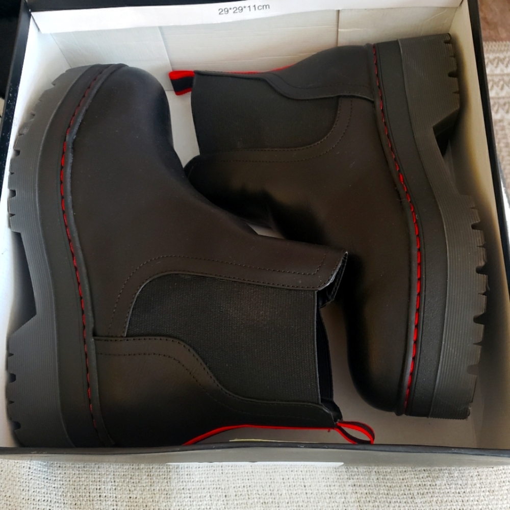 Mia ankle boots